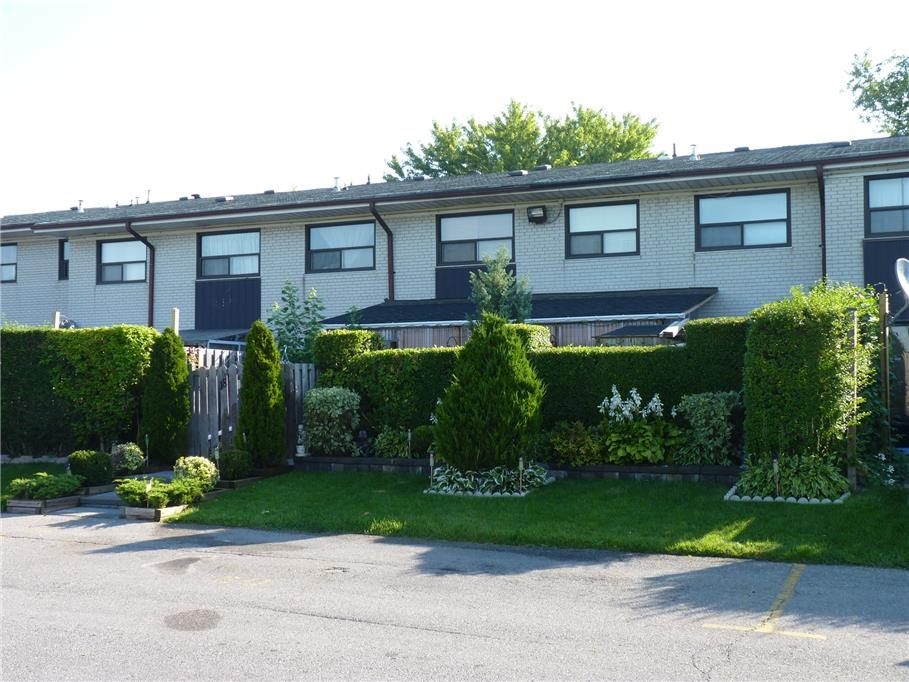 2-bedroom suite at Hucknall Apartments, North York, Toronto